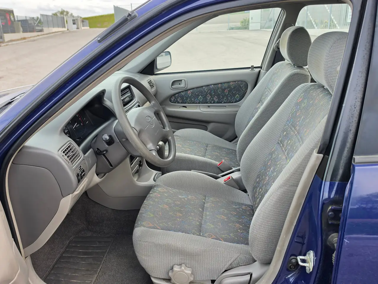 Toyota Corolla 1,4i Linea Terra Plus Automatik* 48.621 Km* Neuwertig*, foto 11