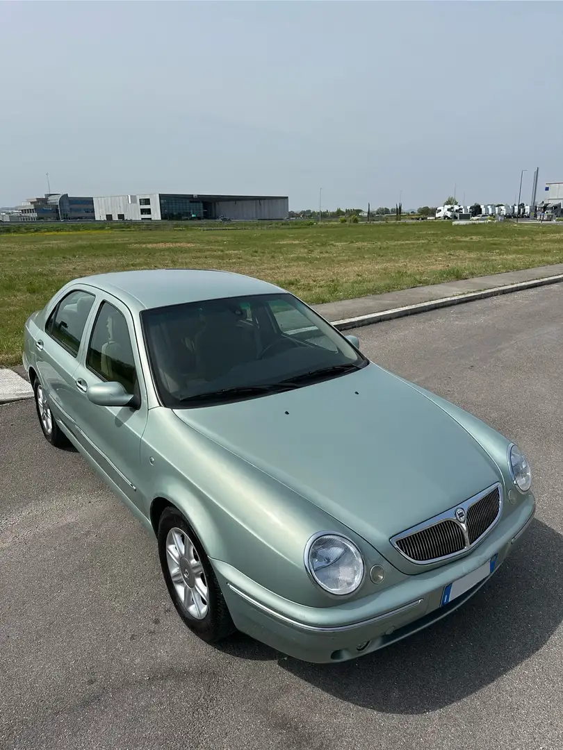 Lancia Lybra 1.9 jtd 115cv - 1