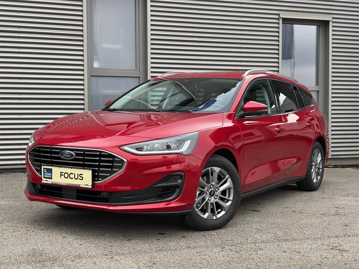Ford Focus Titanium Edition Turnier 125PS EcoBoost Rot - 2
