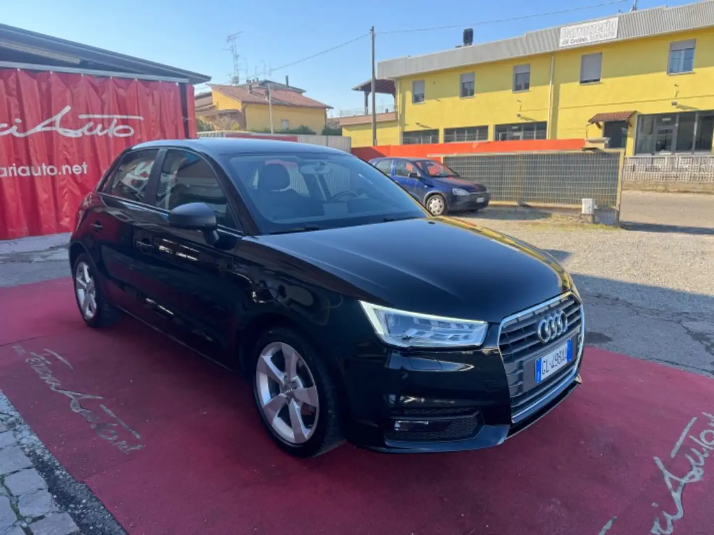 Audi A1 SPB 1.0 82CV TFSI Design NEOPATENTATI Nero - 2