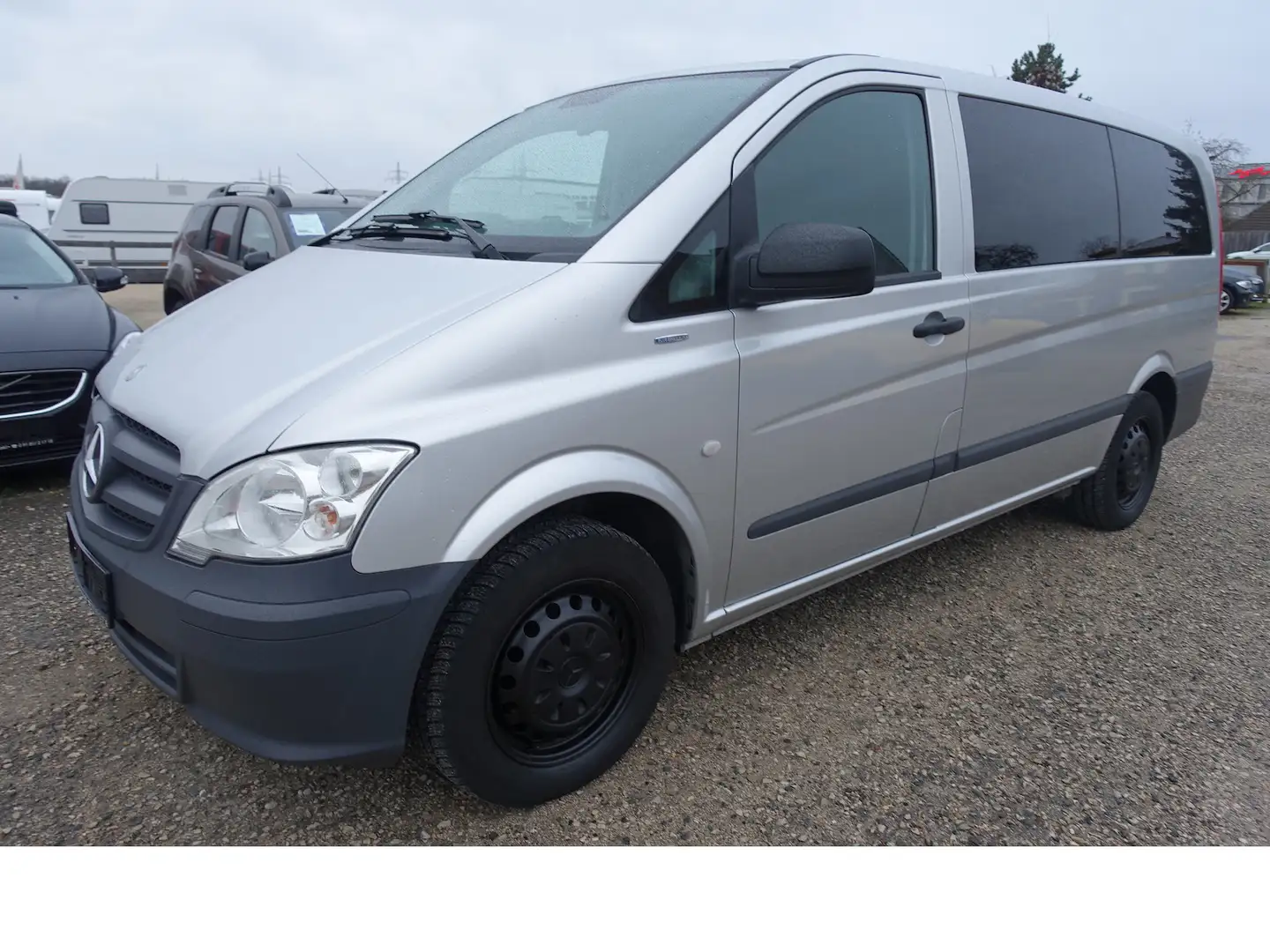 Mercedes-Benz Vito 116 CDI lang 9. Sitzer Navi Klima Kamera Argent - 1