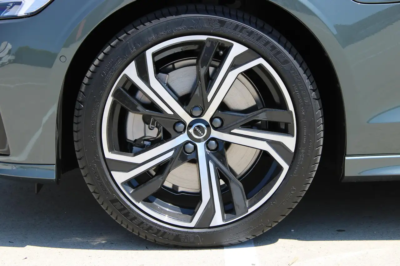 Volvo V60 2026