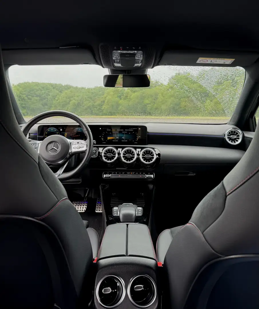 Mercedes-Benz A 200 Classe d 8G-DCT AMG Line Noir - 2