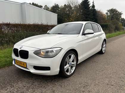 BMW 116 1-serie 116i Executive / NAVI / AIRCO ECC / CRUISE