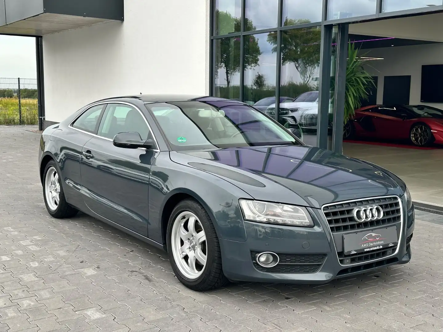 Audi A5 2.0 TDI (DPF) Leder Navi Xenon Gris - 2
