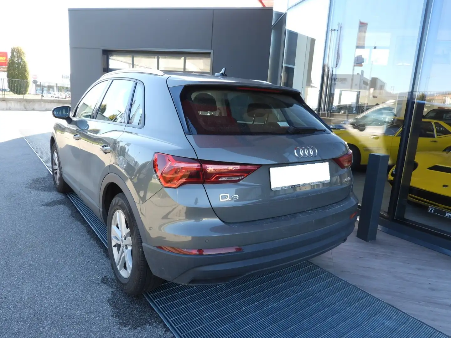 Audi Q3 Q3 35 TDI BUSINESS S-TRONIC 150CV (2019) - 2