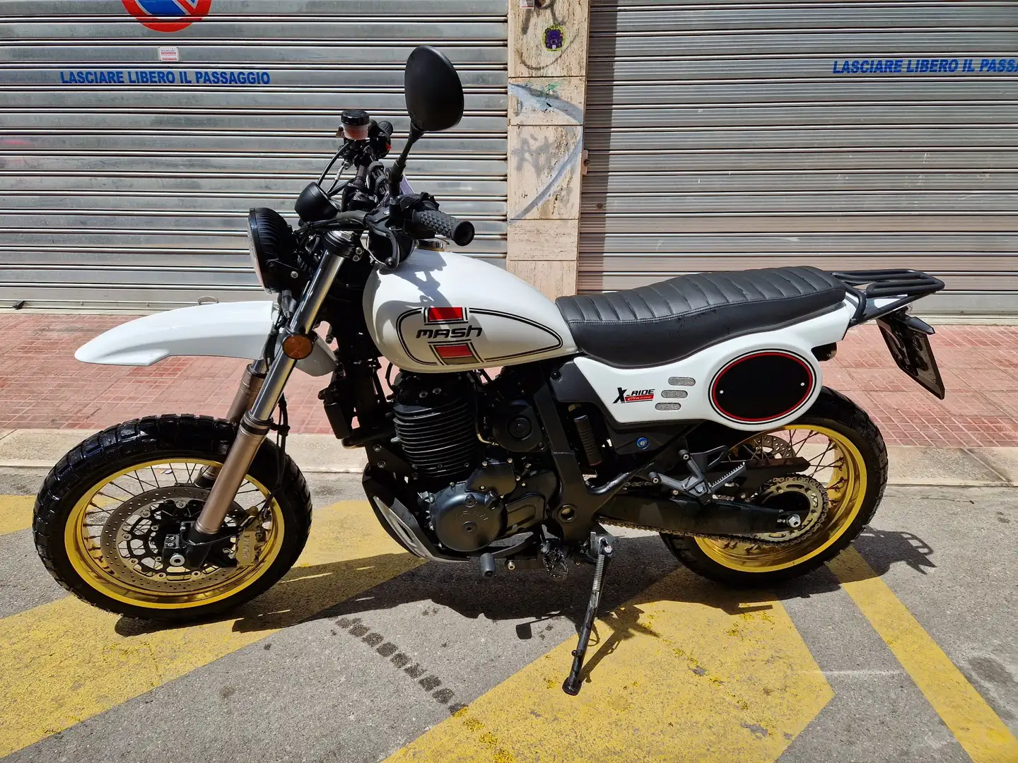 Mash Scrambler x trade 650 Blanco - 1