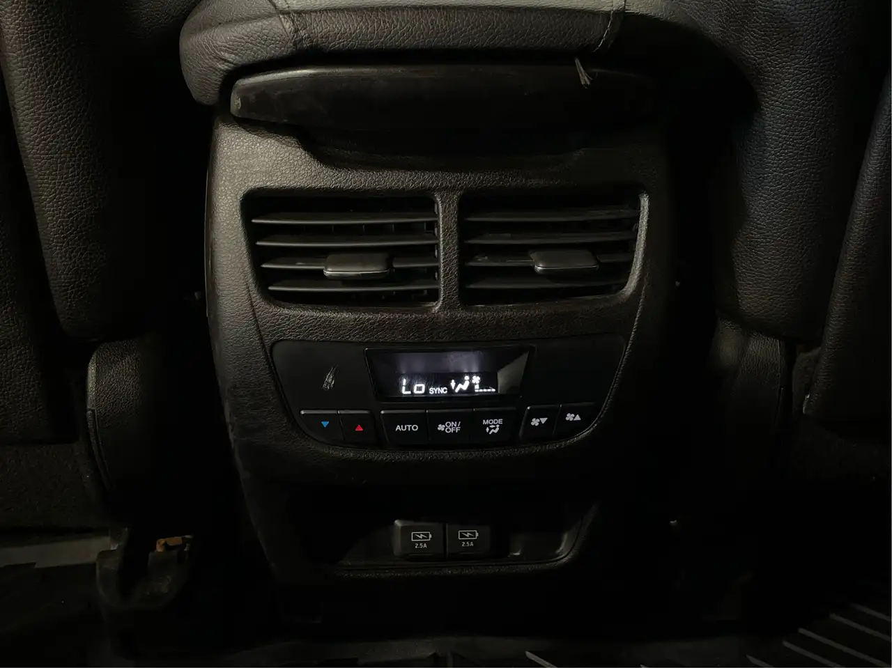 Acura MDX photo Acura MDX