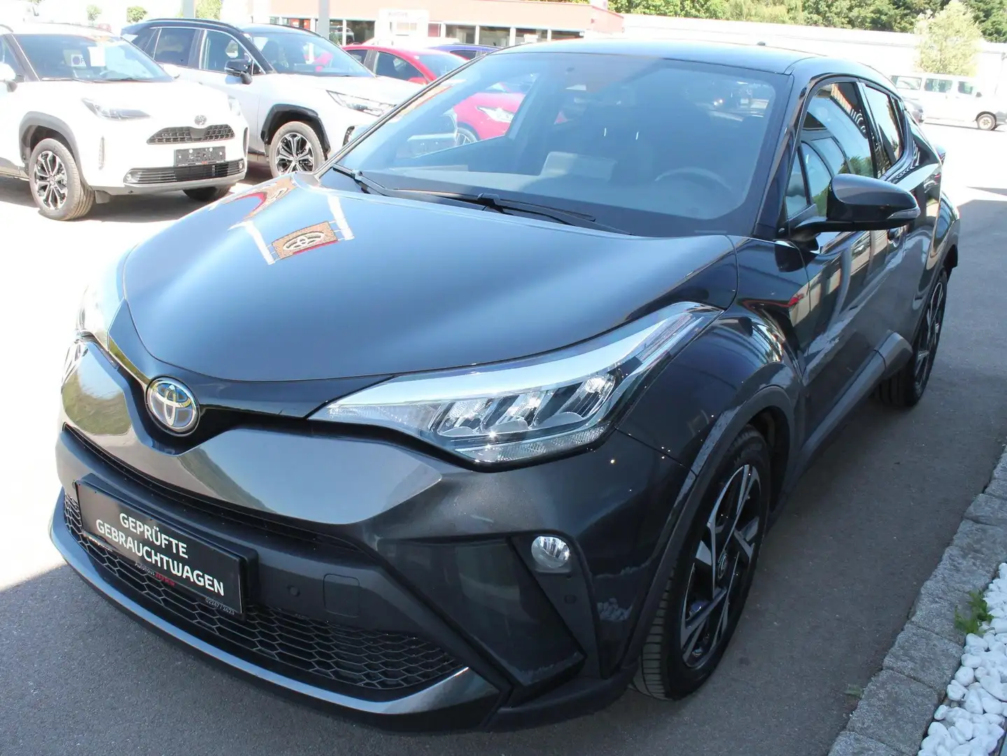 Toyota C-HR 1,8 VVT-i Hybrid Aut. Anniversary Edition Grau - 1