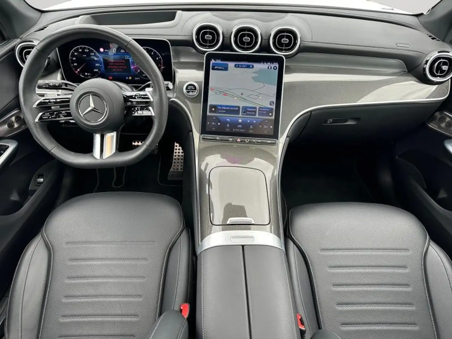 Mercedes-Benz GLC 300 4 MATIC AMG LINE Premium Plus Blanc - 2
