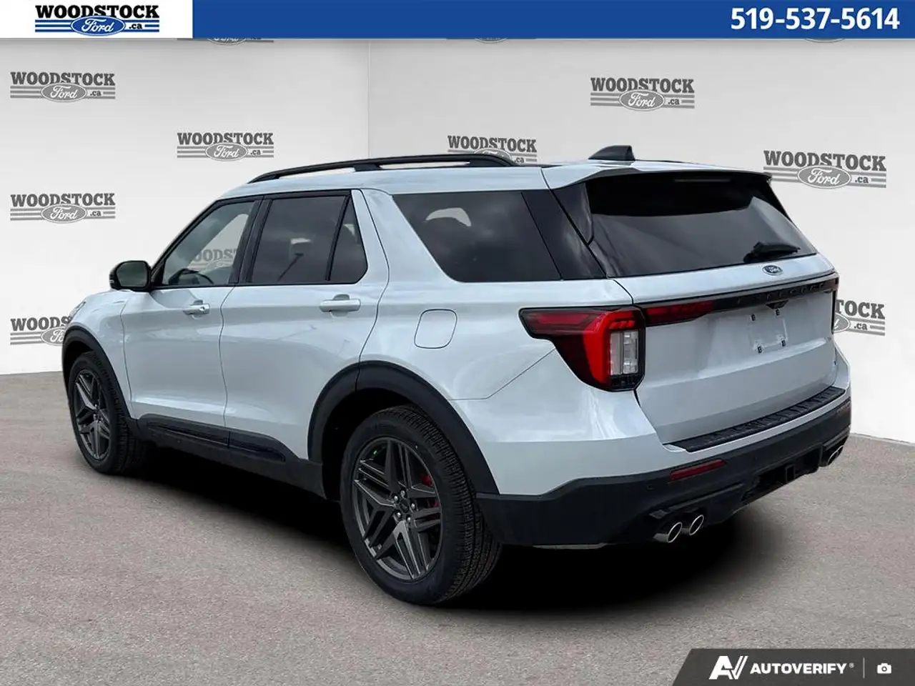Ford Explorer снимка Ford Explorer
