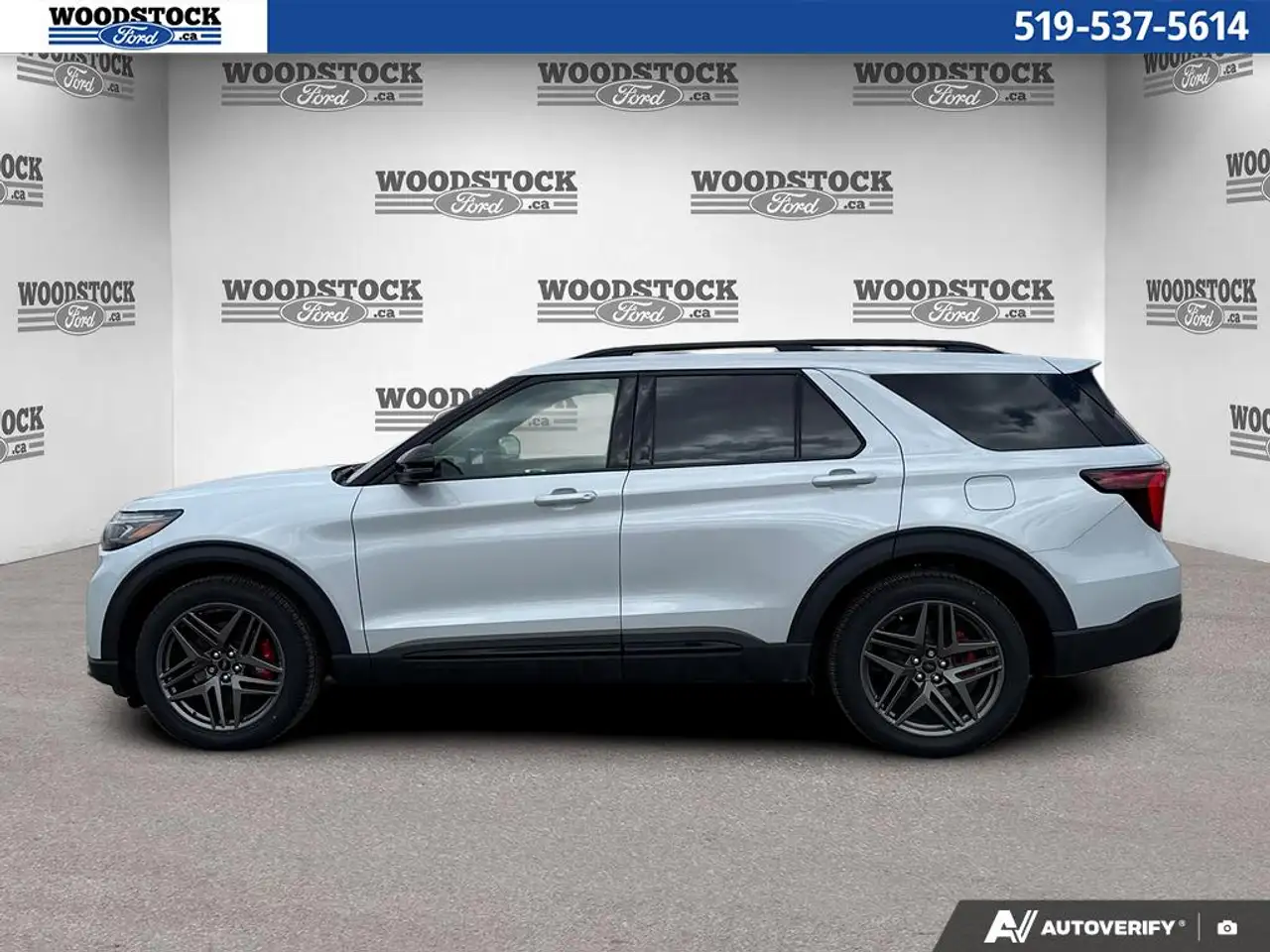 Ford Explorer снимка Ford Explorer