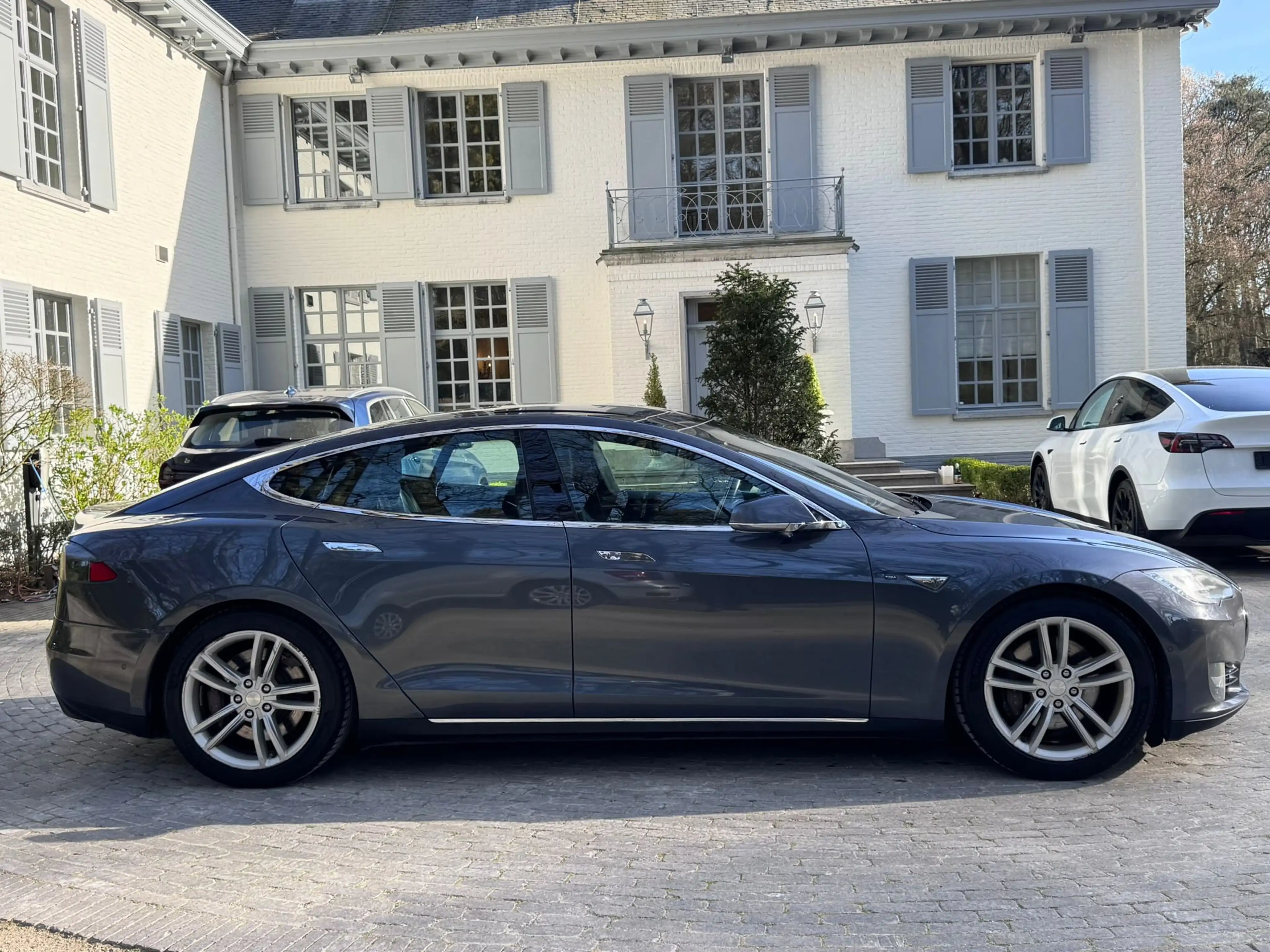Tesla Model S Tesla Model S 85 | FREE Supercharger | New Battery | Autopilot | Pano | Air Suspension | Premium