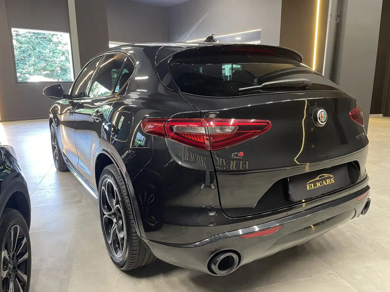 Alfa Romeo Stelvio 2021 — фото 6