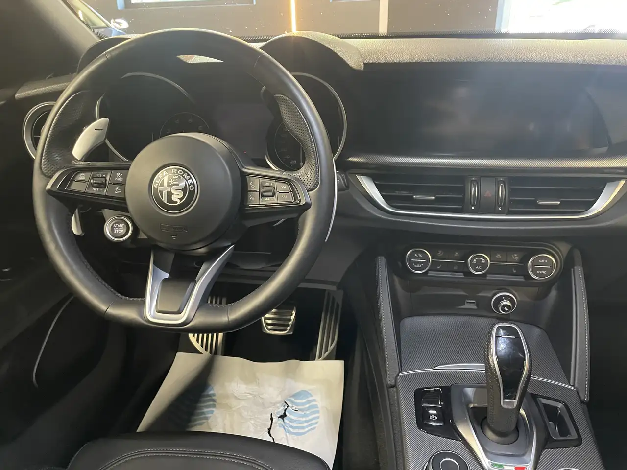 Alfa Romeo Stelvio 2021 — фото 11