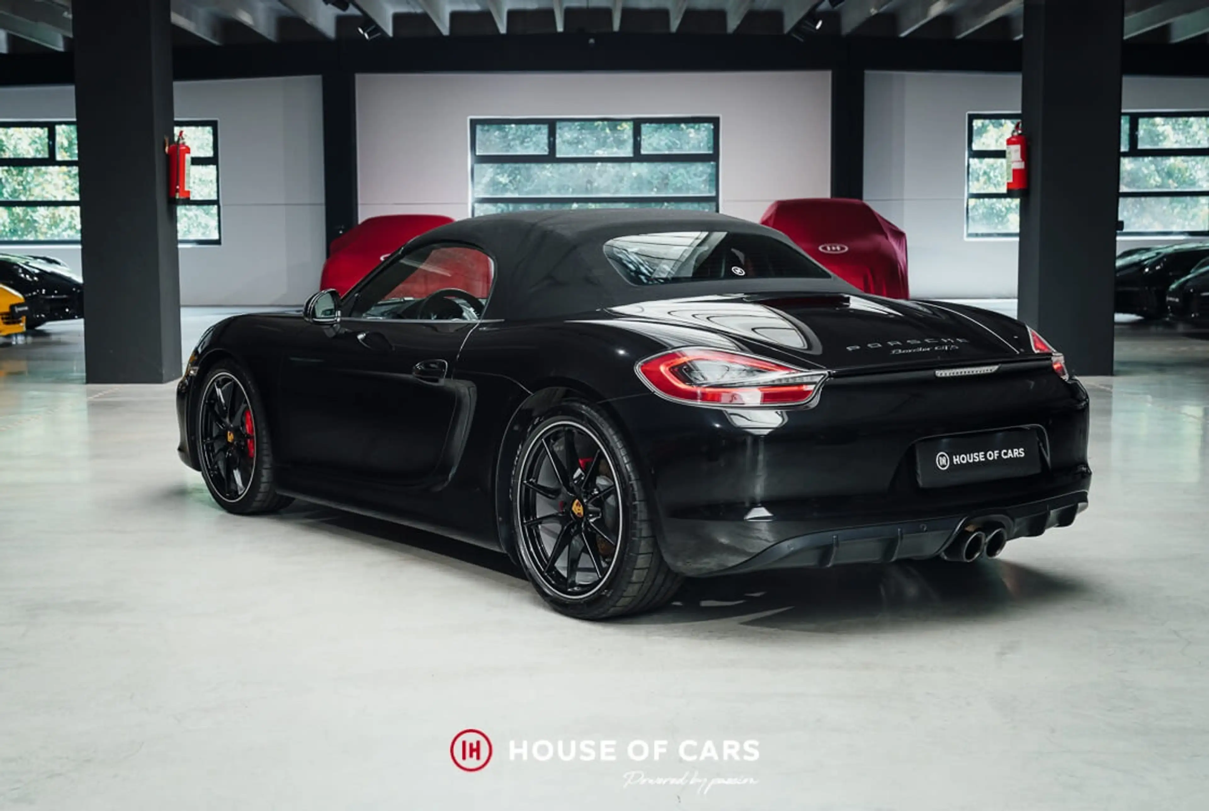 Porsche Boxster 981 GTS PDK TRIPLE BLACK - 1ST OWNER* — photo 9