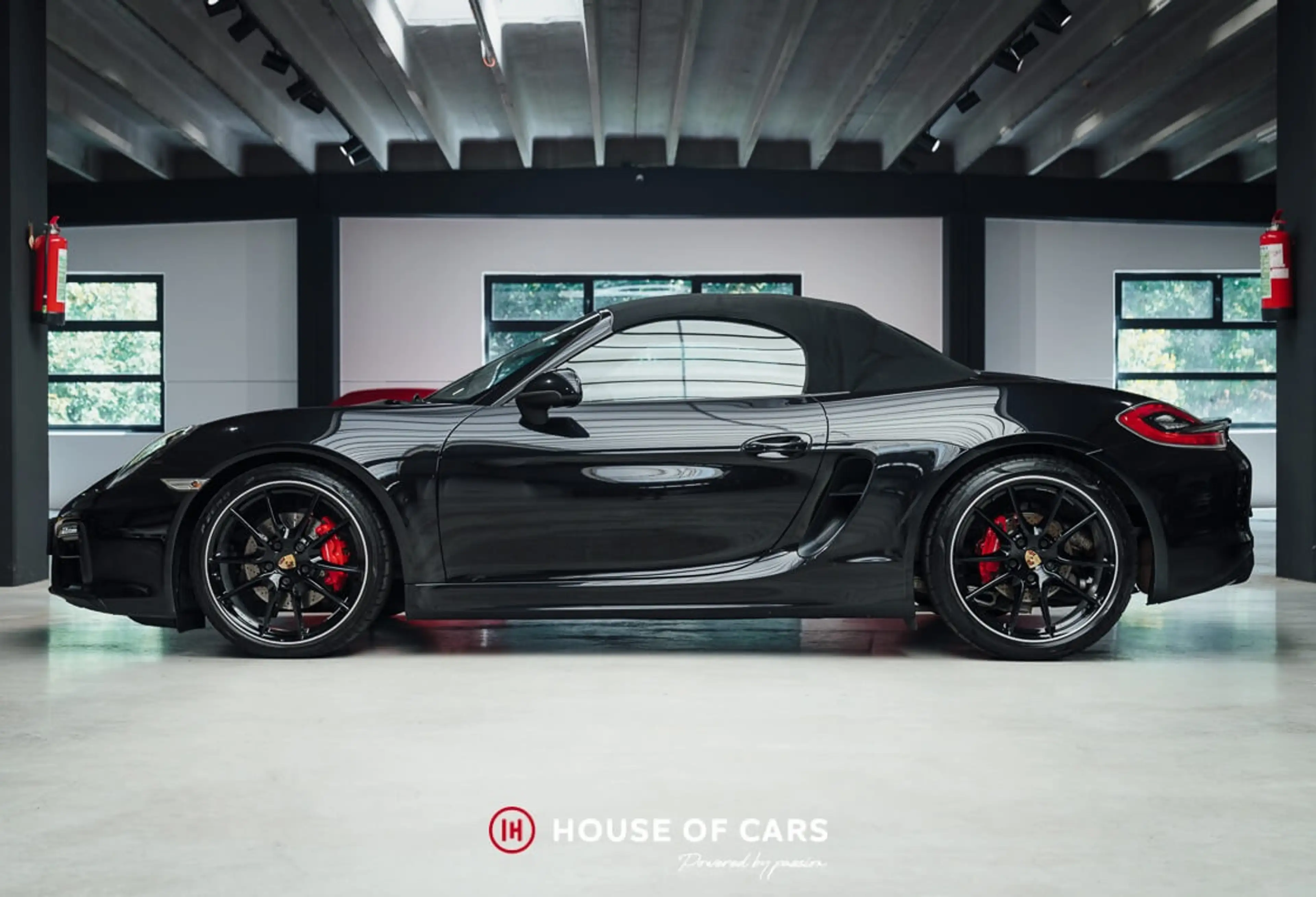 Porsche Boxster 981 GTS PDK TRIPLE BLACK - 1ST OWNER* — photo 10