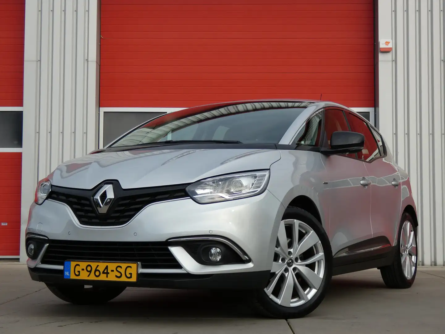Renault Scenic 1.3 TCe Limited/ lage km/ zeer mooi! Grijs - 1