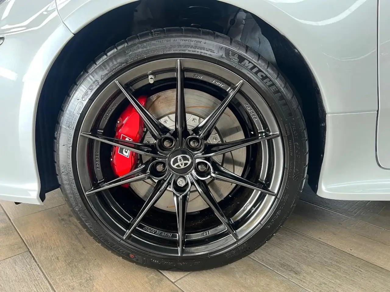 Toyota Yaris Yaris — photo 27