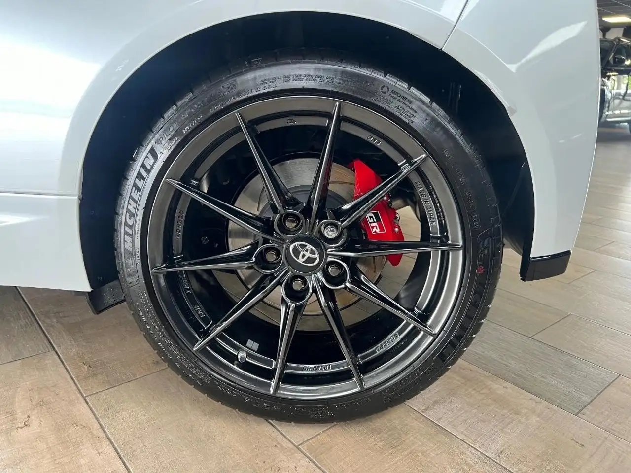 Toyota Yaris Yaris — photo 26