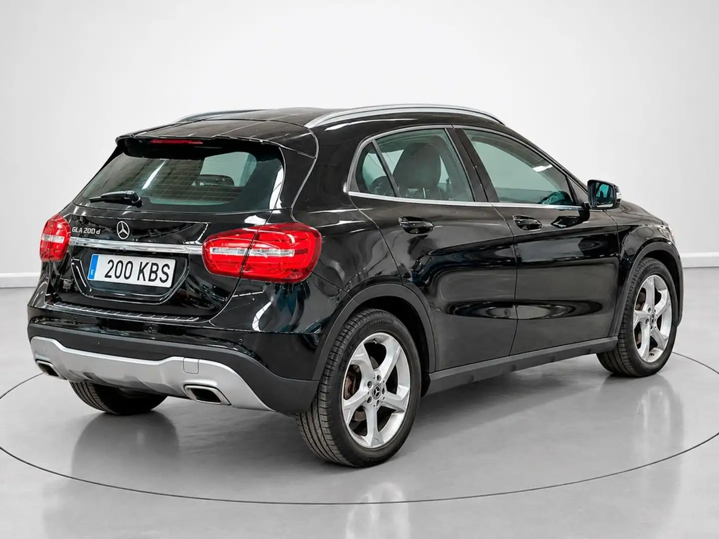 Mercedes-Benz GLA 200 200d Negro - 2