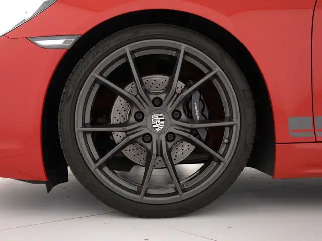 Porsche Cayman view 6