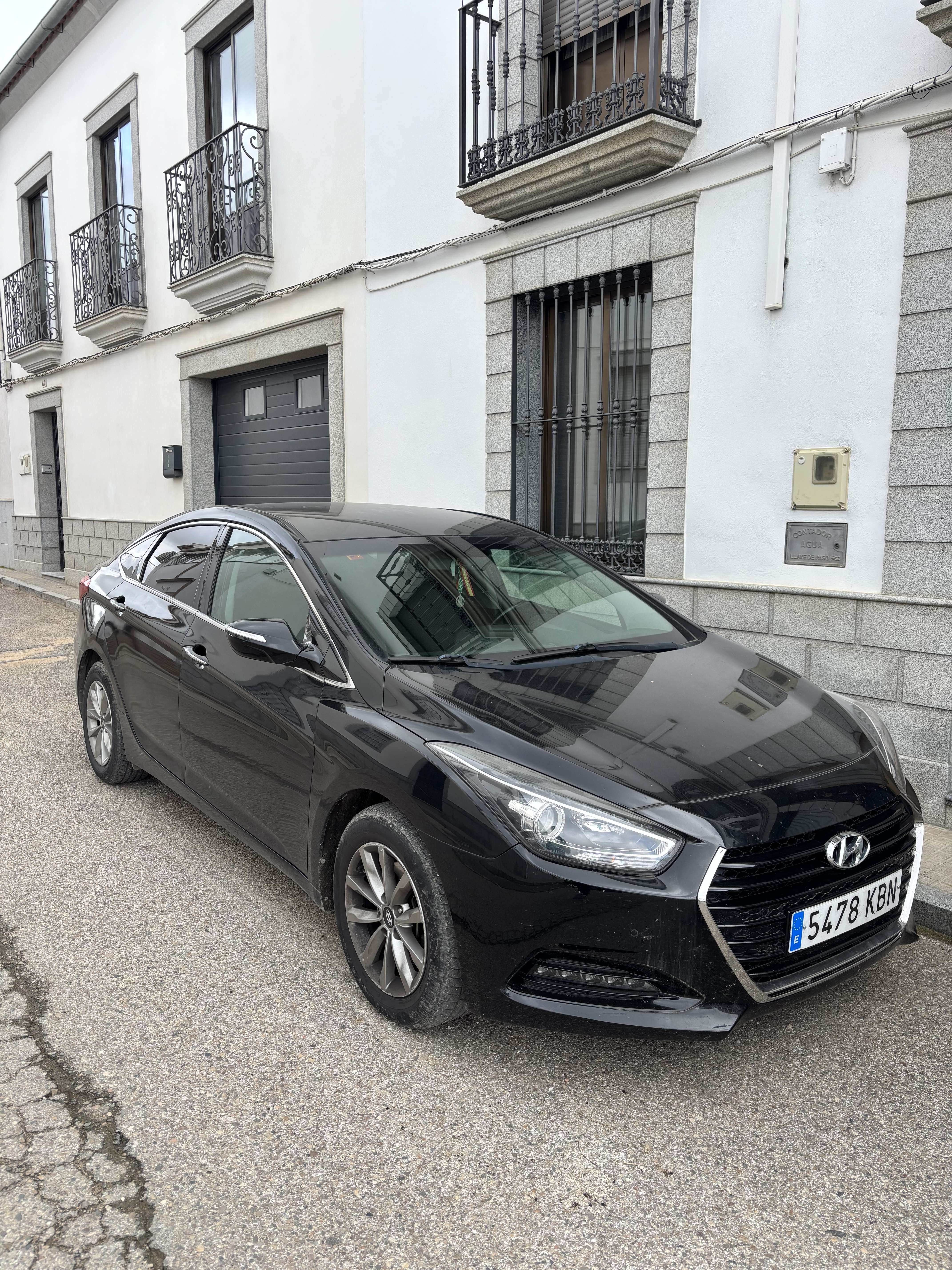 Hyundai i40 CW 1.7CRDI BD Klass 115 - foto 1