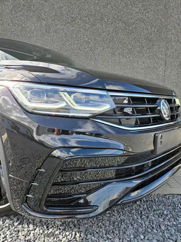 Volkswagen Tiguan view 19