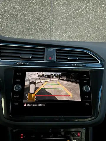 Volkswagen Tiguan view 14