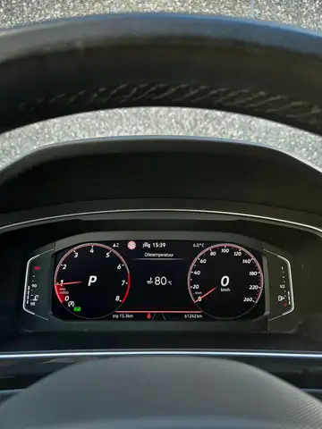 Volkswagen Tiguan view 13