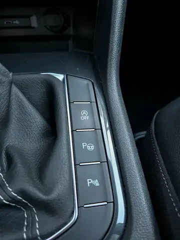 Volkswagen Tiguan view 25