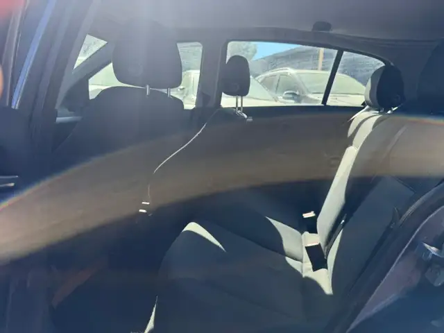 Opel Astra view 9