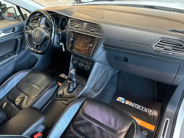 Volkswagen Tiguan view 11