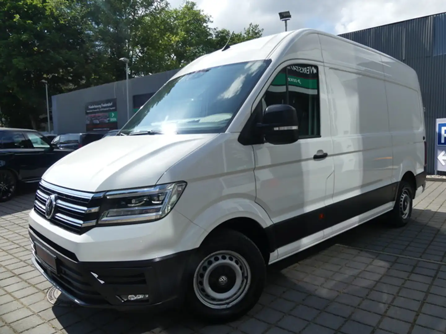Volkswagen Crafter Kasten 35 MR Hoch Autom. LED/NAV/STNDHZ Weiß - 2