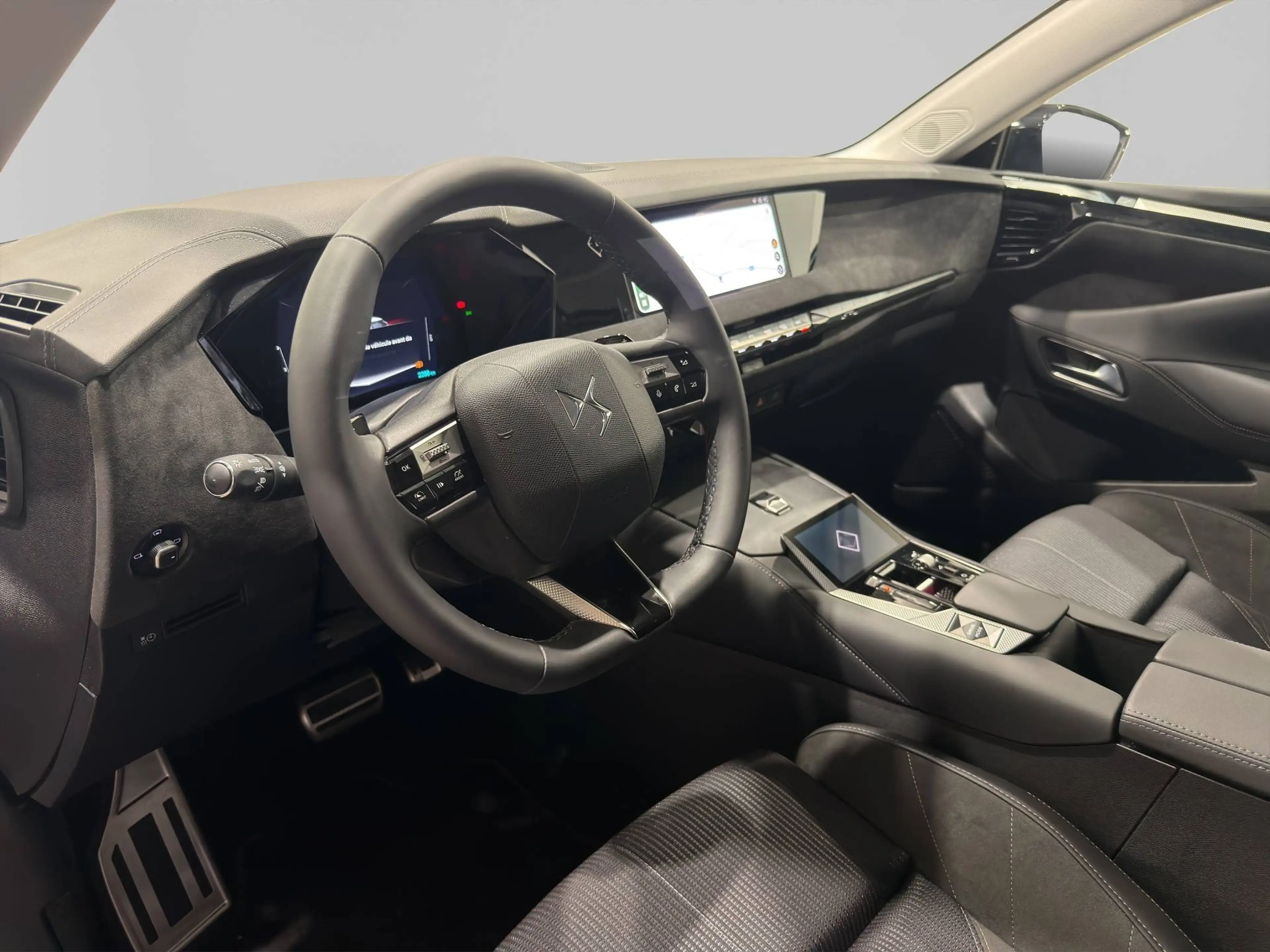 DS Automobiles N°4 ETOILE ***HEATED SEATS*MATRIX LIGHTS*** — photo 8