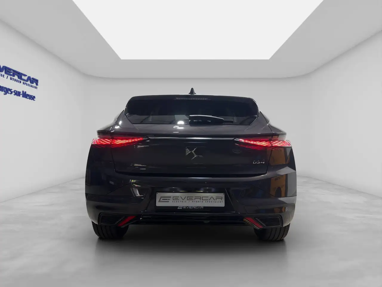 DS Automobiles N°4 2024