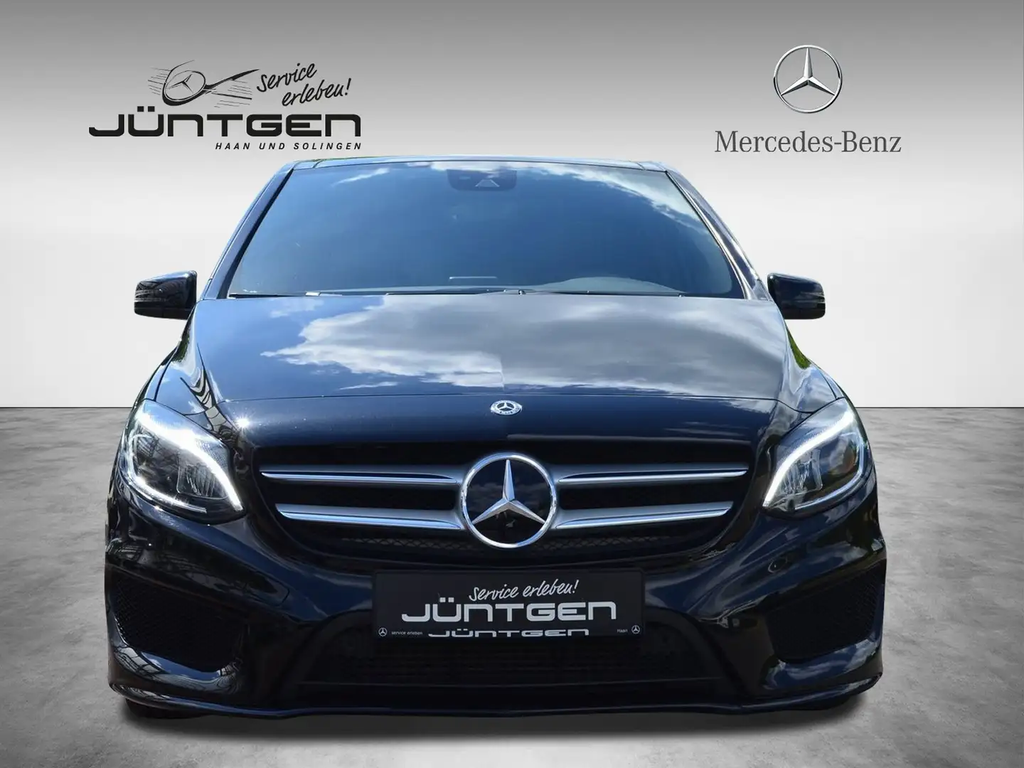 Mercedes-Benz B 220 d AMG Line PANO DSC RFK STHZ NAVI LED TOTW Zwart - 2