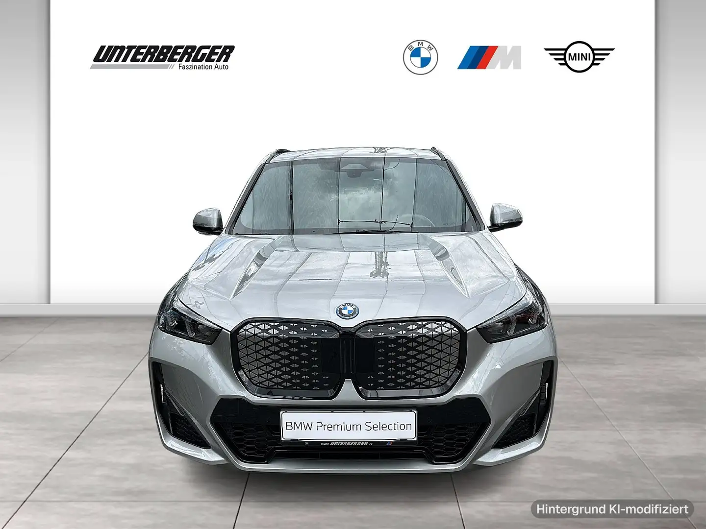BMW iX1 eDrive20 M Sportpaket Pro // elektr. Sitzverstellu Silber - 2