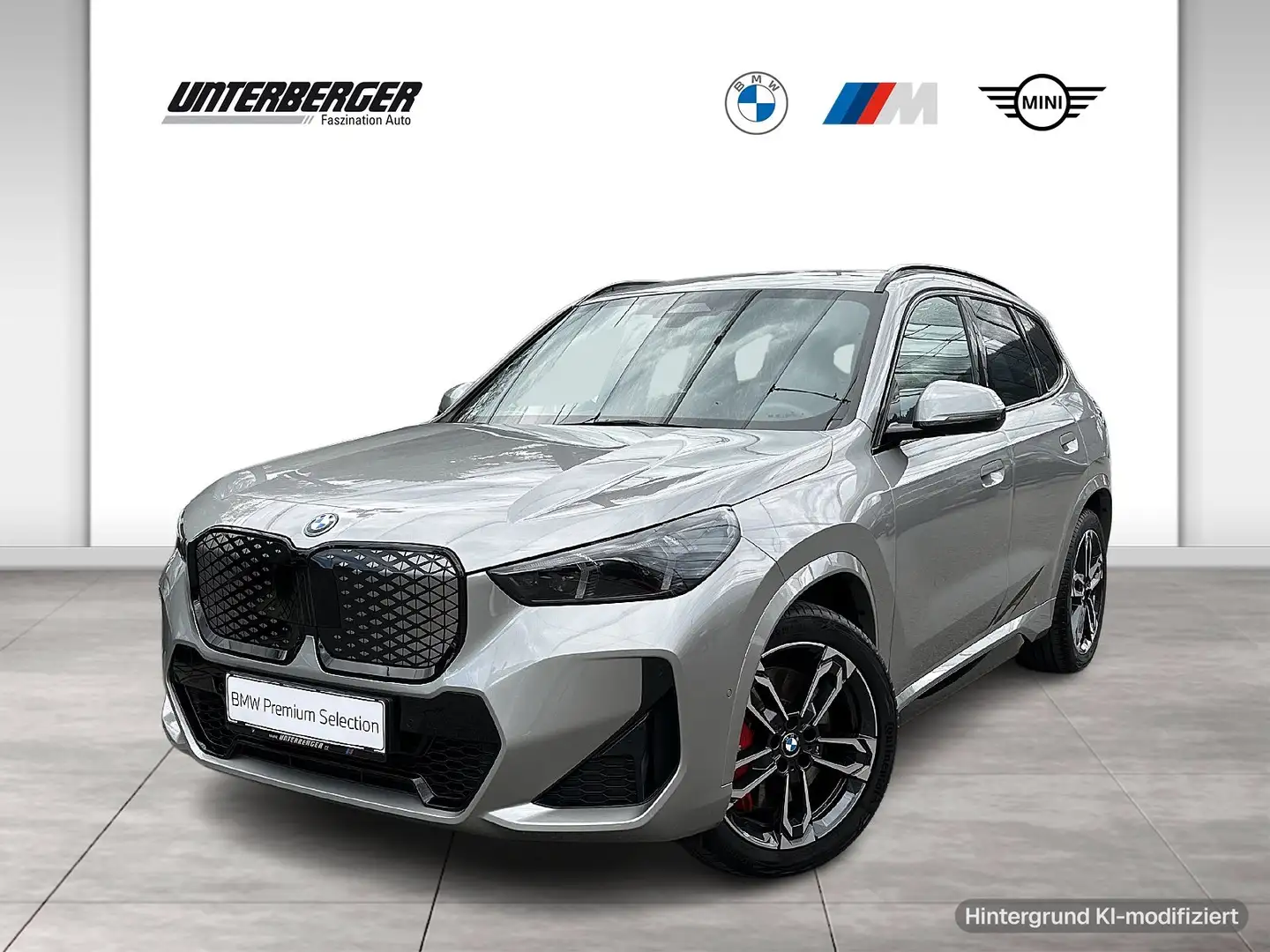 BMW iX1 eDrive20 M Sportpaket Pro // elektr. Sitzverstellu Silber - 1