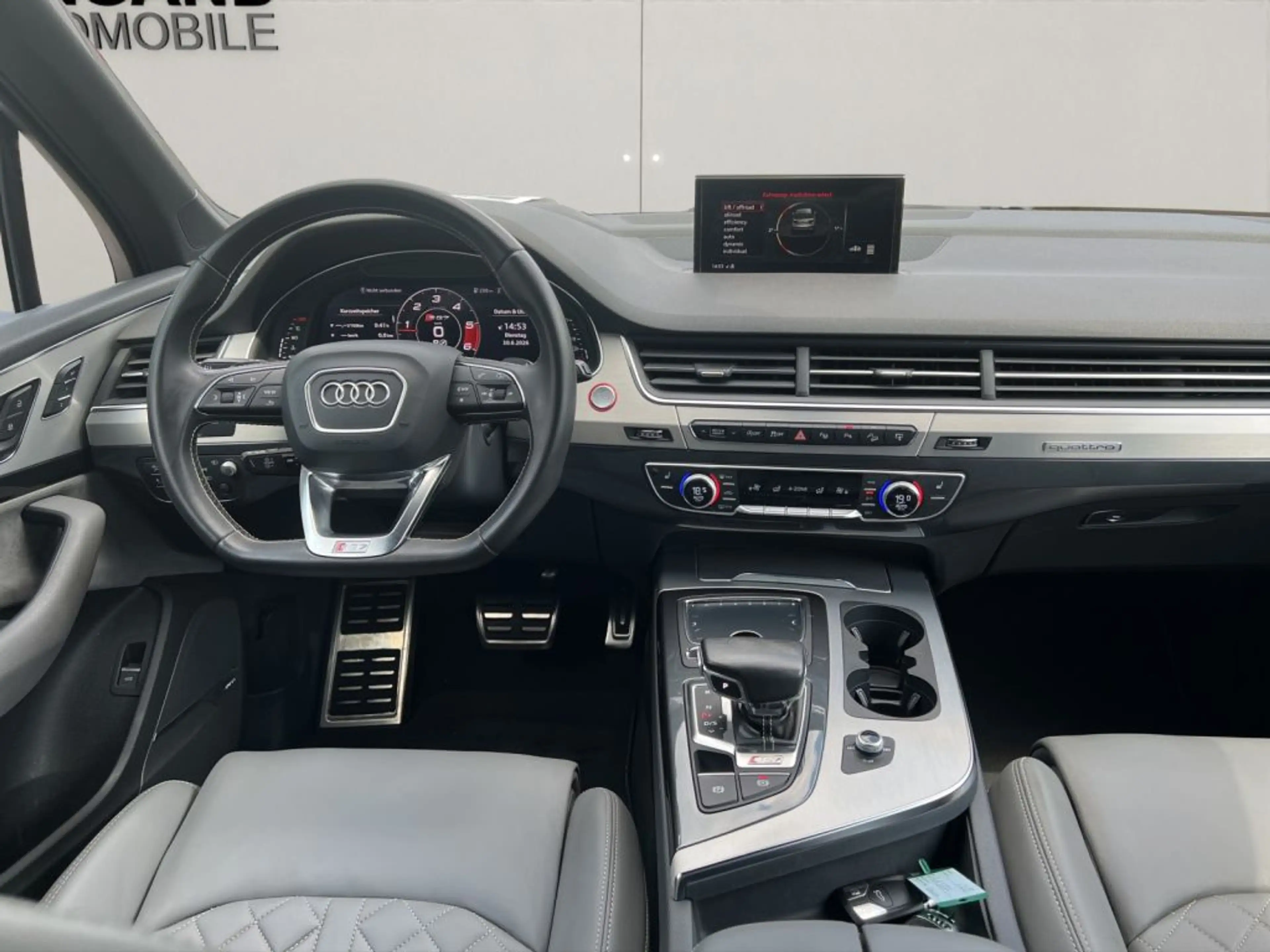 Audi SQ7 4.0 TDI quattro tiptronic +HUD+NAVI+StHZ+ — photo 10