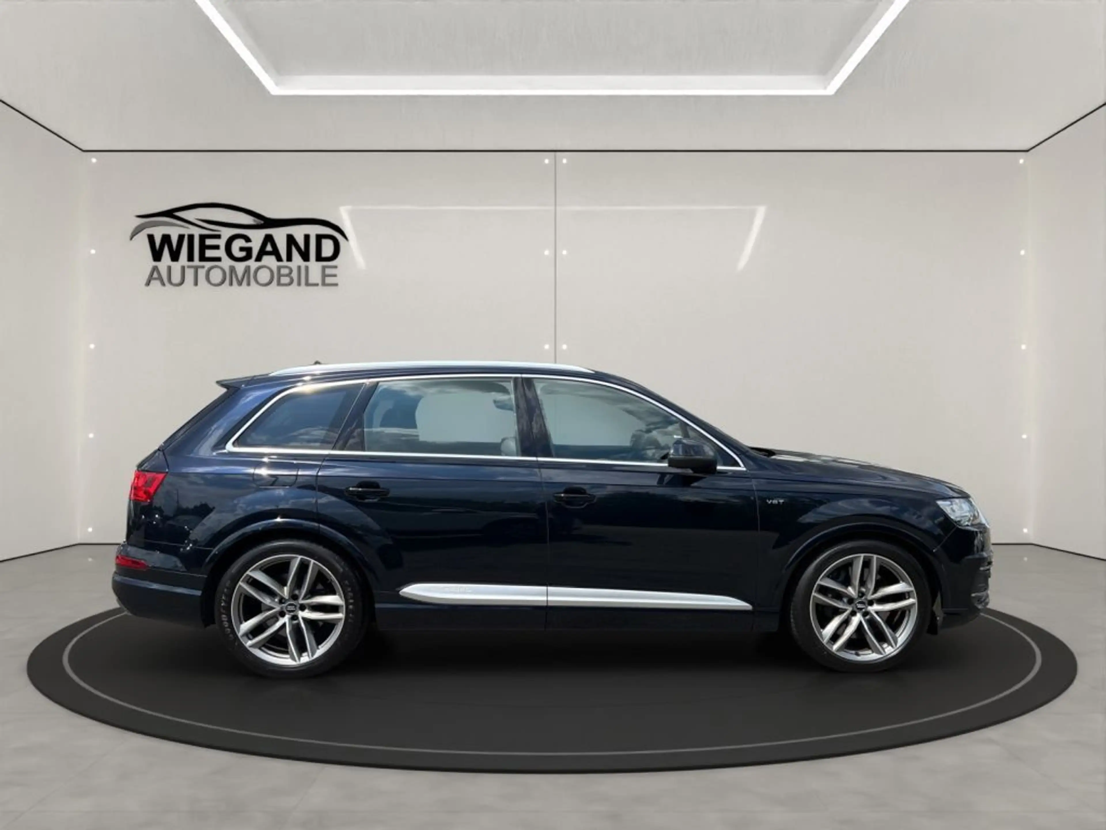 Audi SQ7 4.0 TDI quattro tiptronic +HUD+NAVI+StHZ+ — photo 6