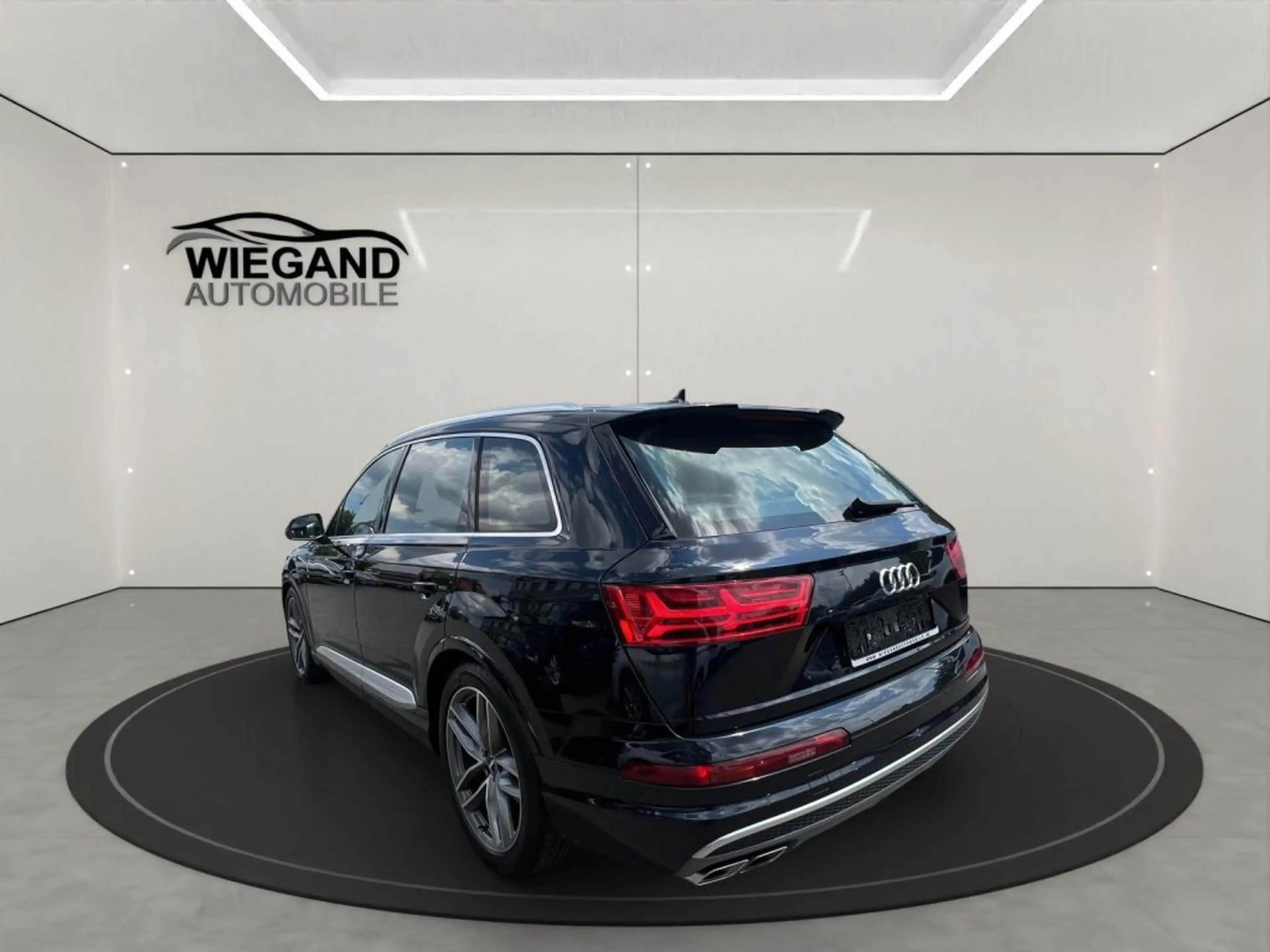 Audi SQ7 4.0 TDI quattro tiptronic +HUD+NAVI+StHZ+ — photo 3
