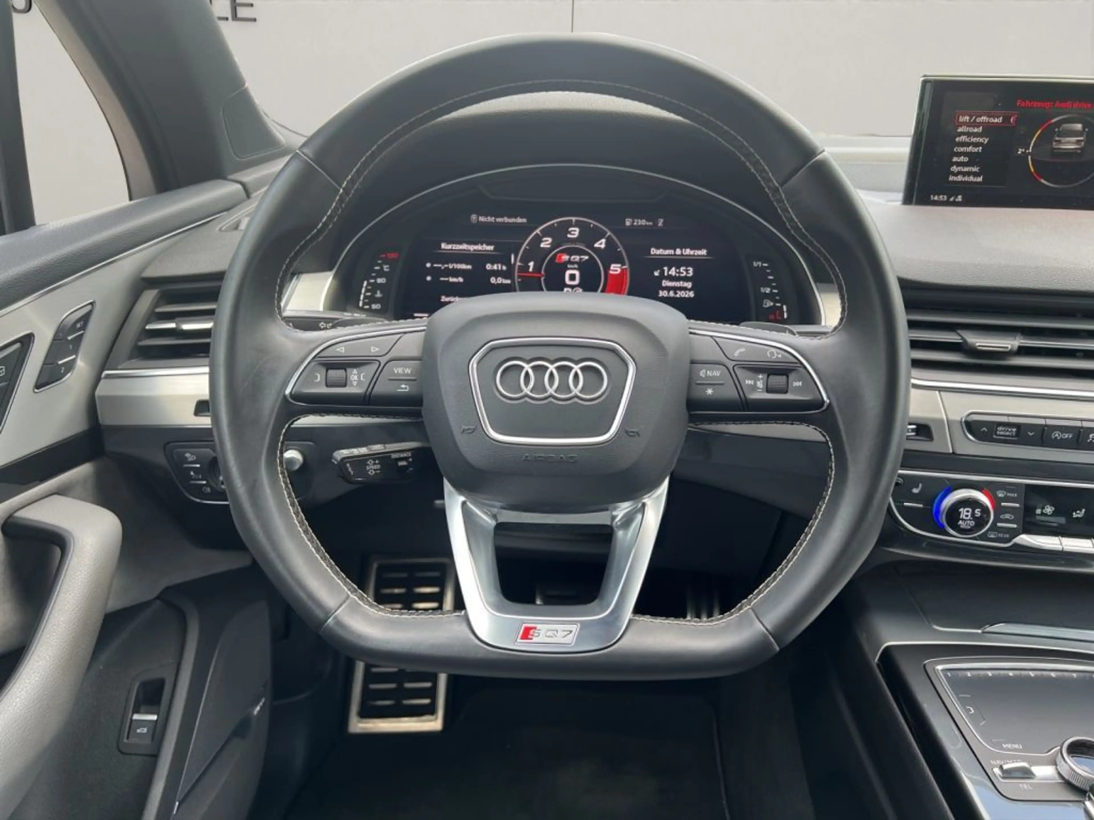 Audi SQ7 4.0 TDI quattro tiptronic +HUD+NAVI+StHZ+ — photo 12