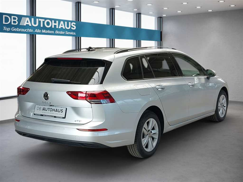 Volkswagen Golf Life 1.0 eTSI DSG — photo 4