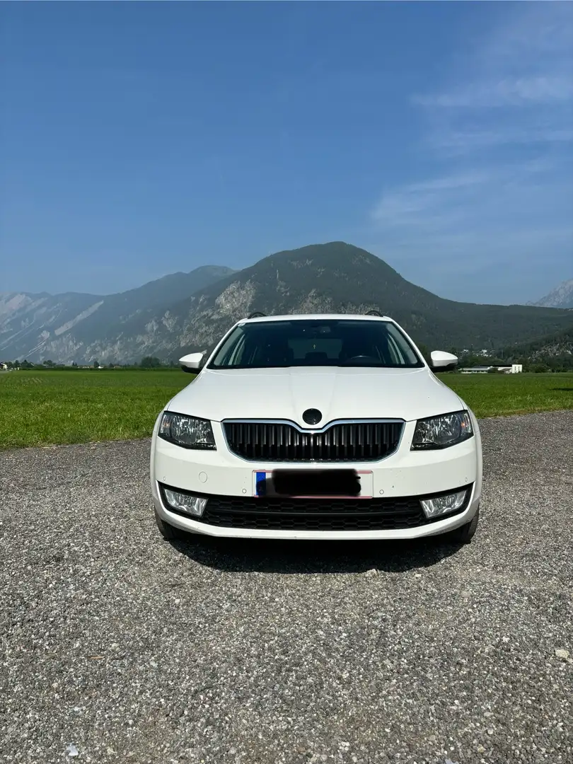 Skoda Octavia Combi 1,6 TDI Style 4x4 Weiß - 2