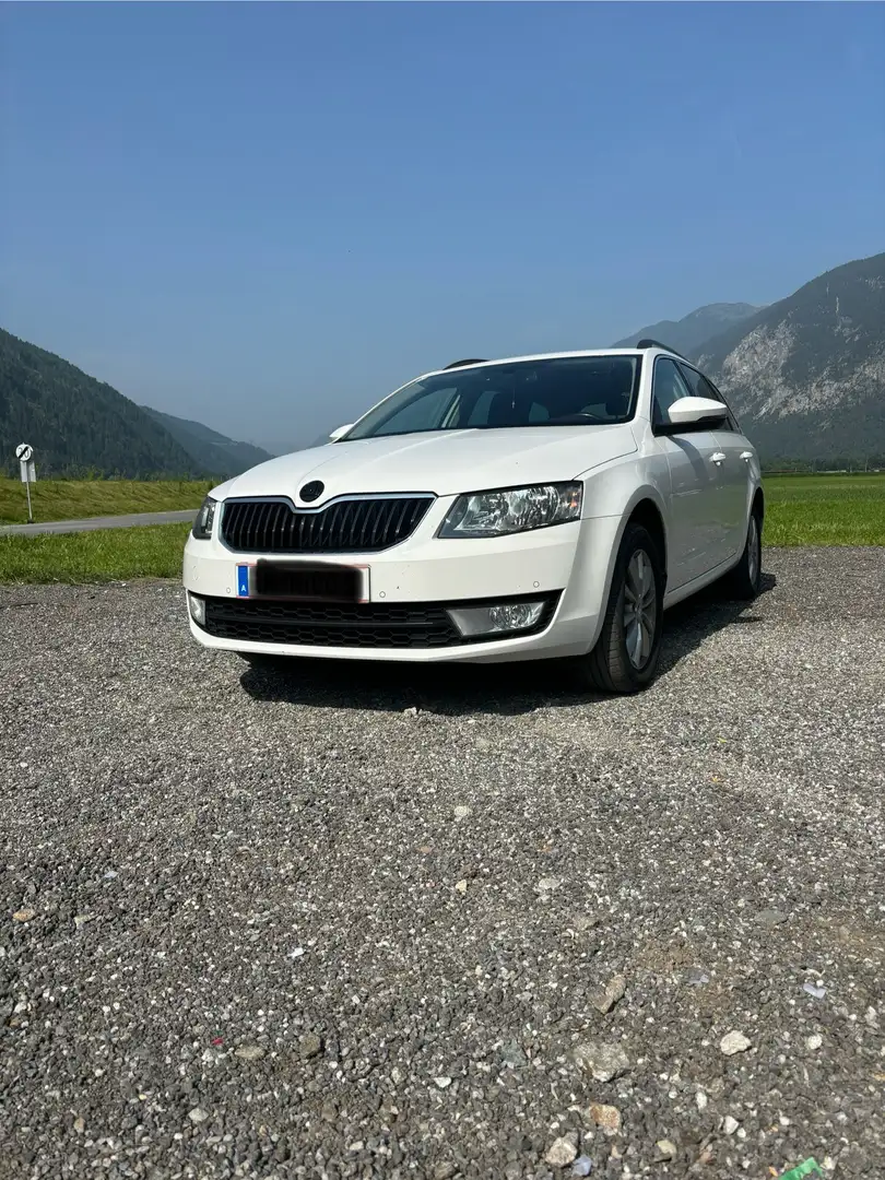 Skoda Octavia Combi 1,6 TDI Style 4x4 Weiß - 1