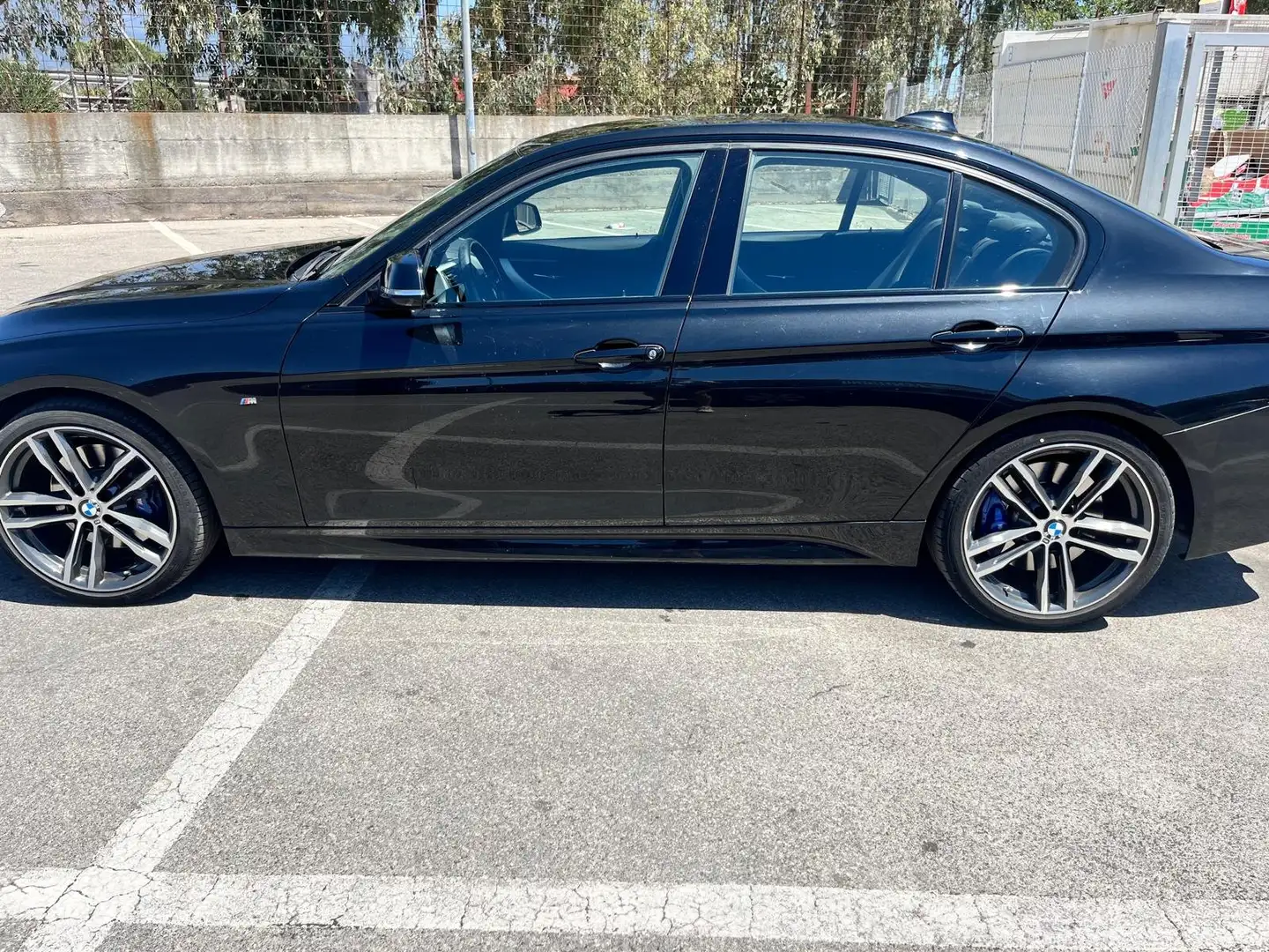BMW 318 M Sport Nero - 1