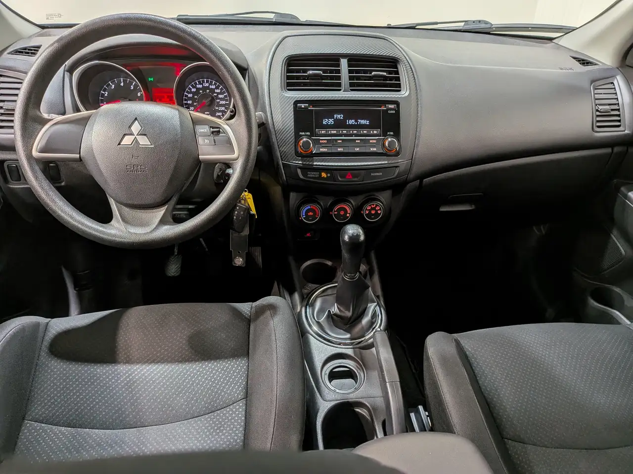 Mitsubishi RVR снимка Mitsubishi RVR