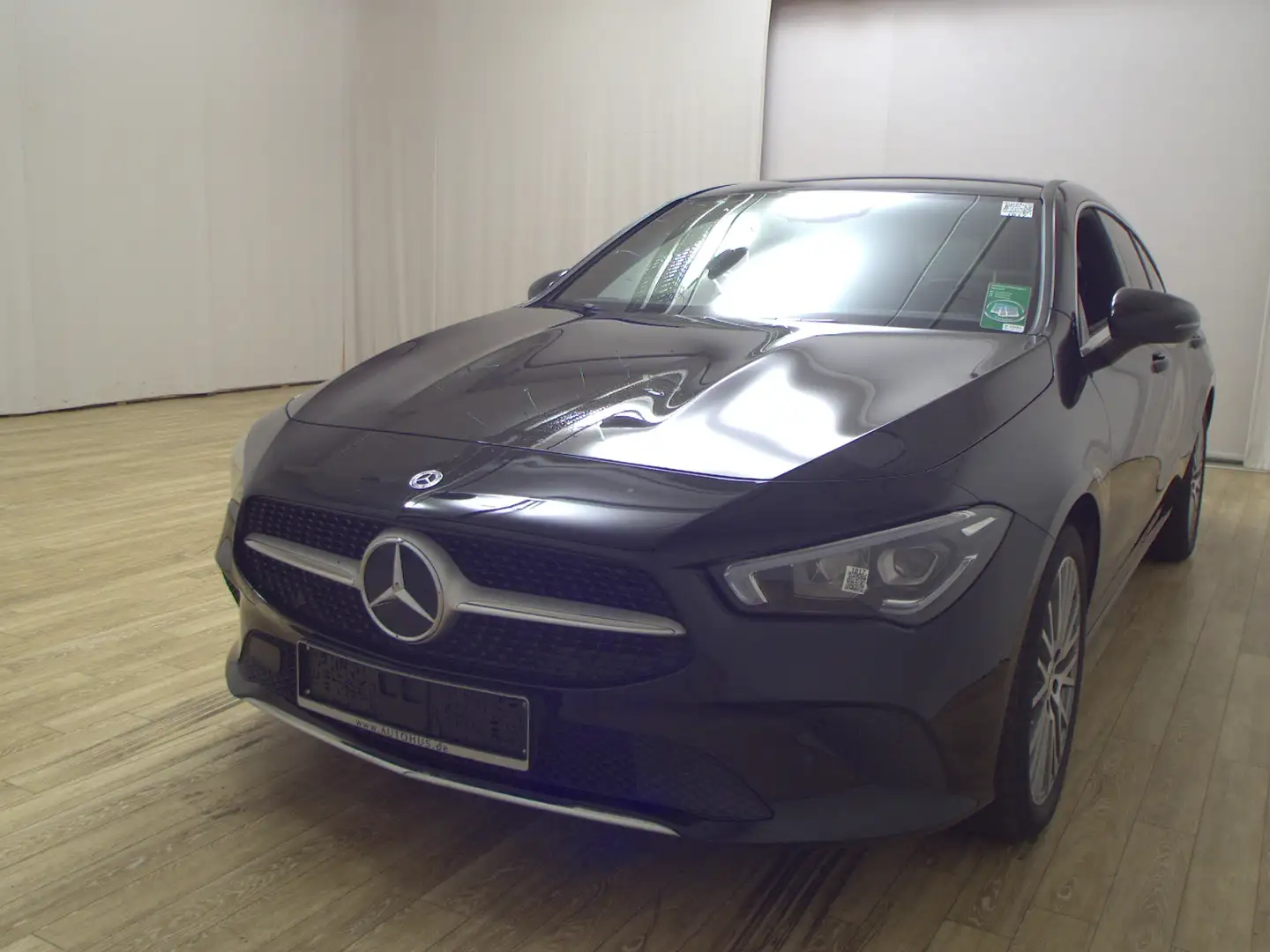 Mercedes-Benz CLA 200 SB d Progressive MBUX AR Navi LED RfK Schwarz - 2