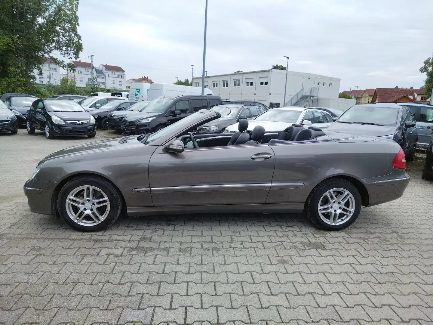 Mercedes-Benz CLK 280 280 CLK Cabrio+LEDER+NAVI+SHZ+PDC+XENON+TEMPOMAT Gris - 2